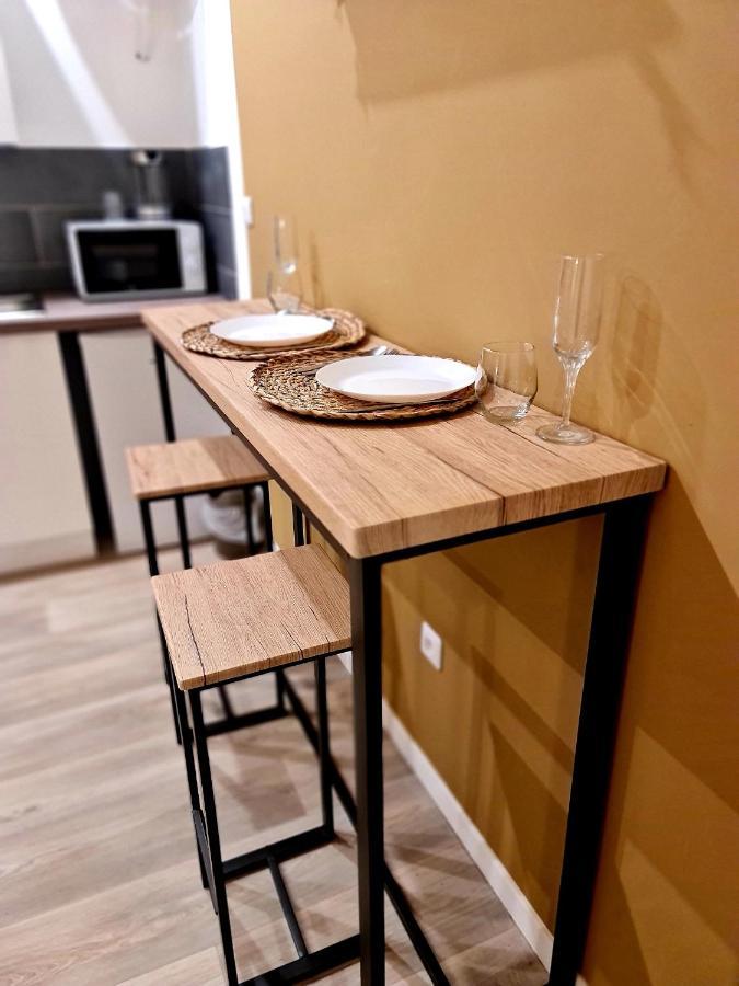 Ng Suitehome - Lille I Tourcoing Winoc - Appartement T2 - Netflix - Wifi - Cuisine - Parking Gratuit Esterno foto