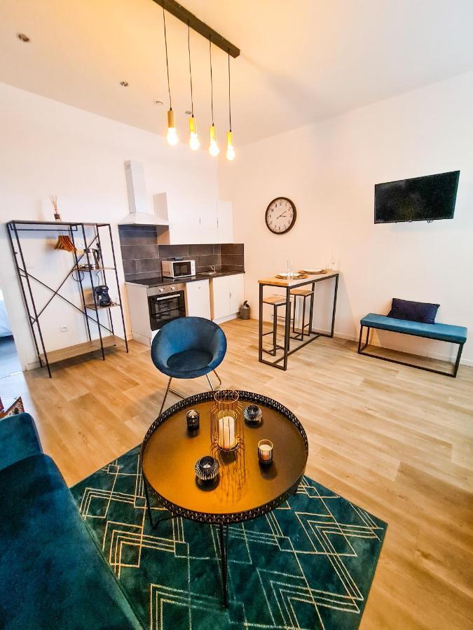 Ng Suitehome - Lille I Tourcoing Winoc - Appartement T2 - Netflix - Wifi - Cuisine - Parking Gratuit Esterno foto