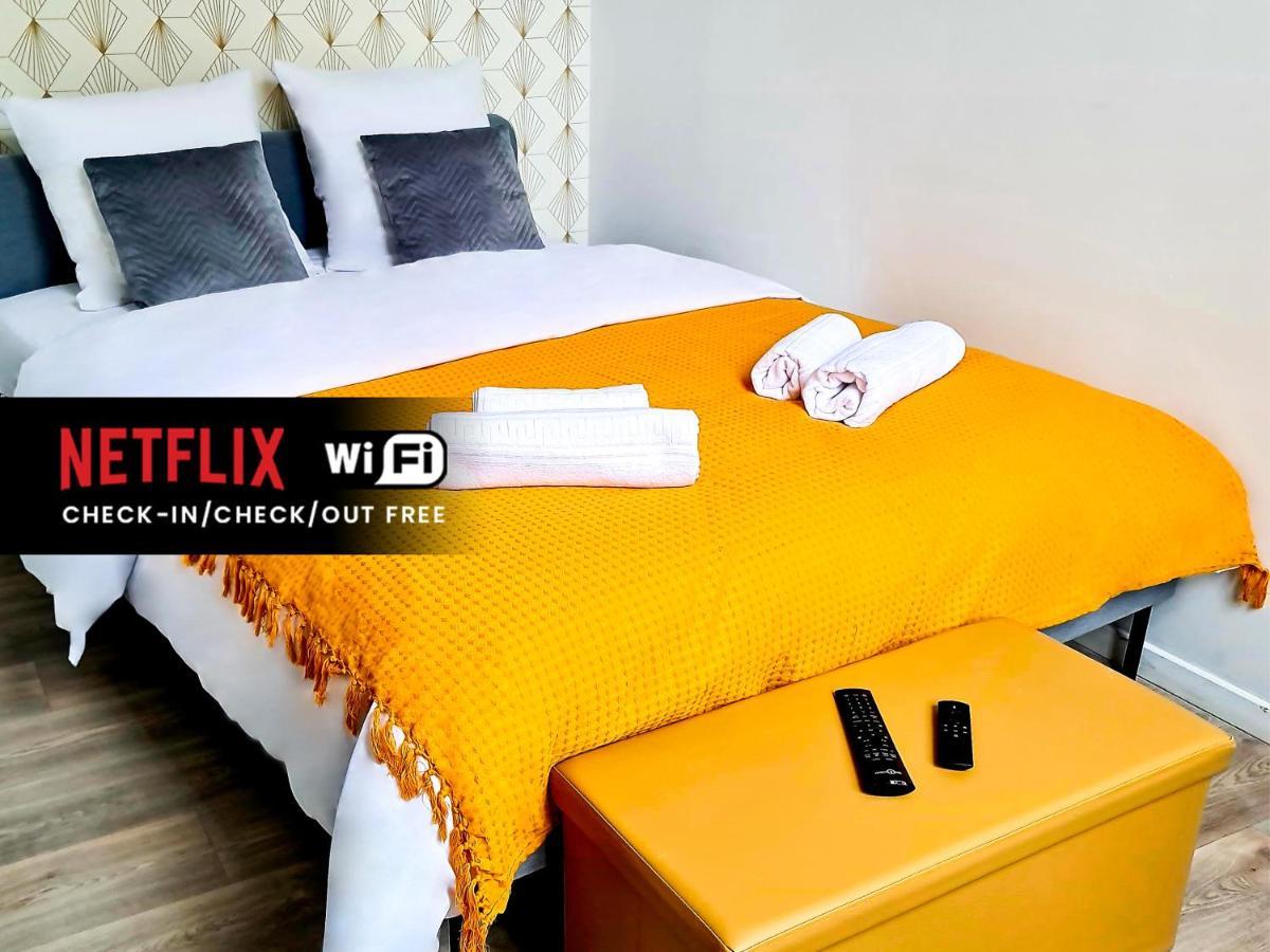 Ng Suitehome - Lille I Tourcoing Winoc - Appartement T2 - Netflix - Wifi - Cuisine - Parking Gratuit Esterno foto